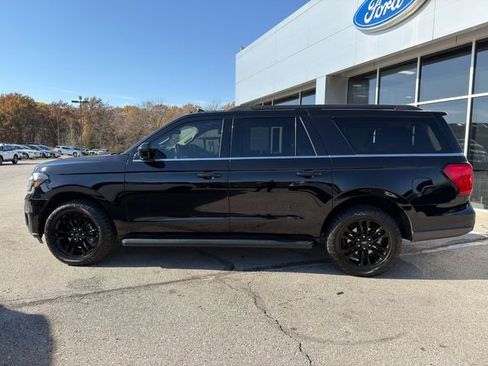 Used 2024 Ford Expedition Max XLT image 4