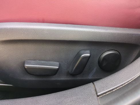 Used 2024 MAZDA MAZDA3 s image 13