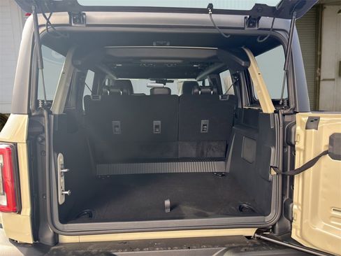 New 2025 Ford Bronco Outer Banks image 27