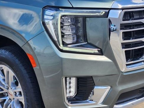 Used 2024 GMC Yukon SLT w/ SLT Premium Package RWD image 8