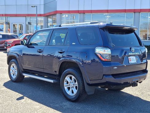 Used 2023 Toyota 4Runner SR5 Premium AWD/4WD image 5