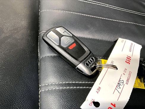 Used 2022 Audi Q5 2.0T Premium image 19