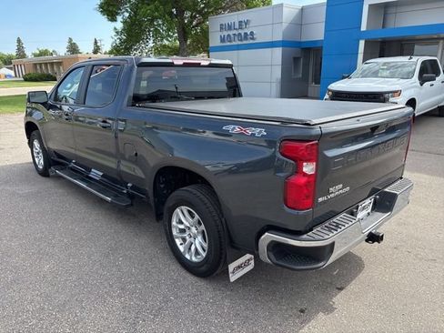 Used 2021 Chevrolet Silverado 1500 LT AWD/4WD image 9