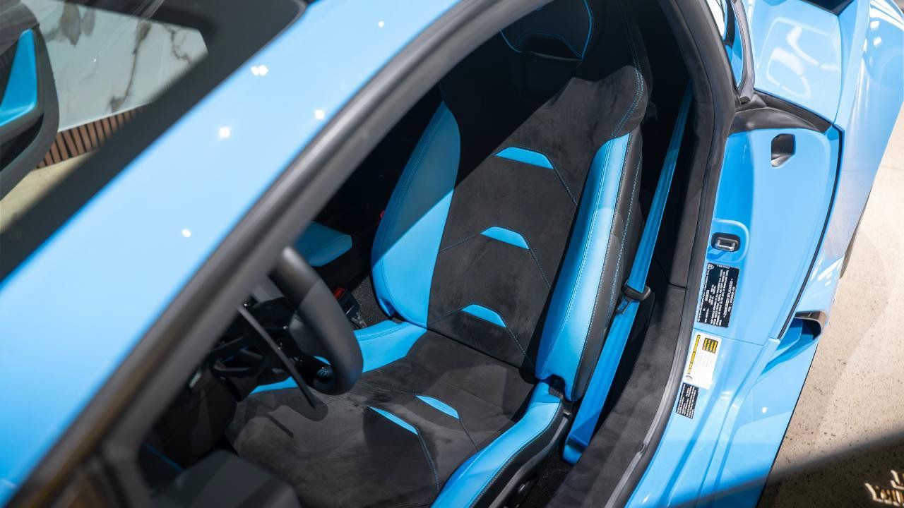 Used 2023 Lamborghini Huracan Tecnica RWD image 29