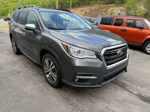 Used 2019 Subaru Ascent Touring AWD/4WD image 1