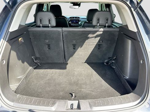 Used 2021 Chevrolet TrailBlazer LT w/ Premium Seating Package FWD image 25