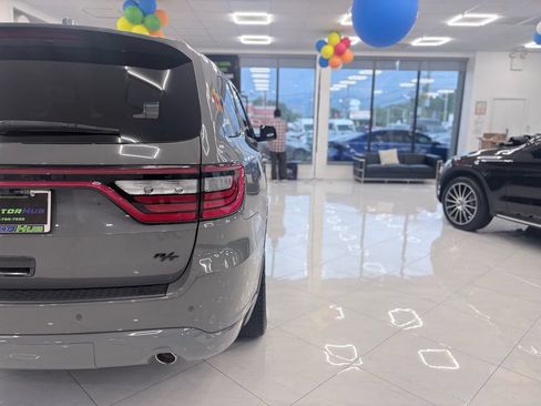 Used 2022 Dodge Durango R/T w/ Blacktop Package AWD/4WD image 14
