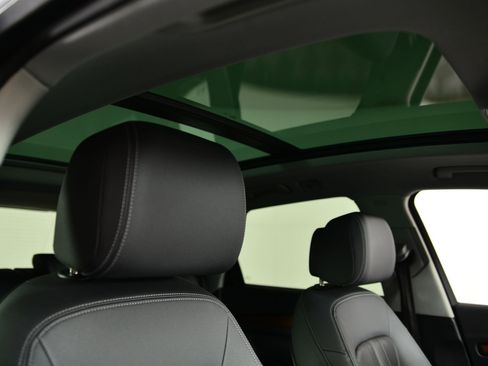 Certified 2023 Audi Q5 2.0T Premium w/ Convenience Package image 12