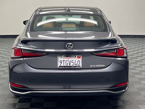Certified 2025 Lexus ES 300h w/ Premium Package FWD image 6