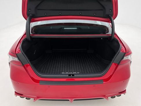 Used 2024 Toyota Camry XSE w/ Navigation Package image 28