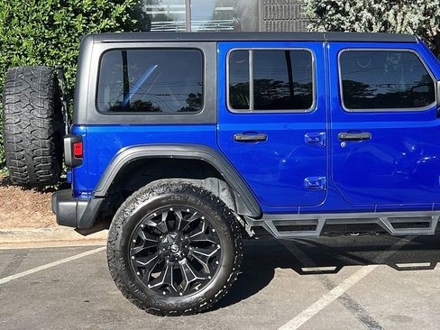 Used 2019 Jeep Wrangler Unlimited Rubicon image 20