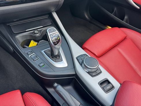 Used 2017 BMW 230i Convertible image 21
