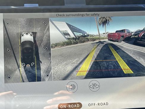 New 2026 Land Rover Discovery Limited Edition image 12