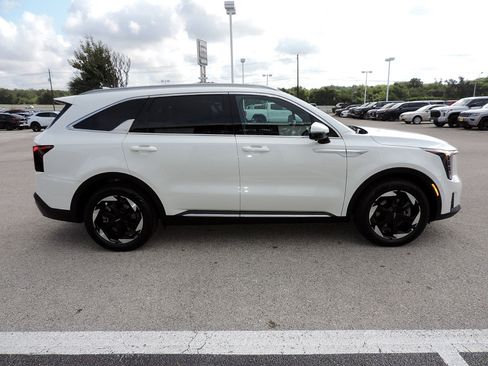 Used 2025 Kia Sorento SX Prestige AWD/4WD image 4