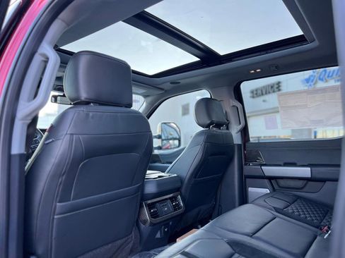 New 2026 Ford F250 Lariat w/ Black Appearance Package image 30