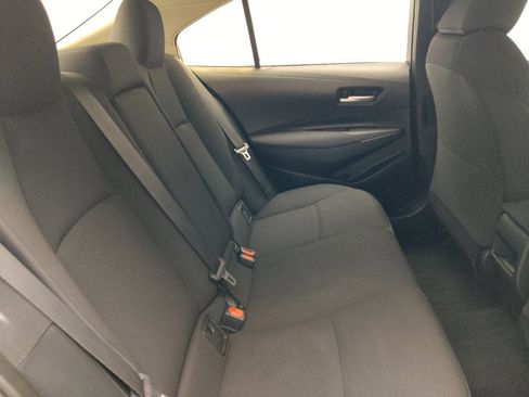 Used 2021 Toyota Corolla LE FWD image 19