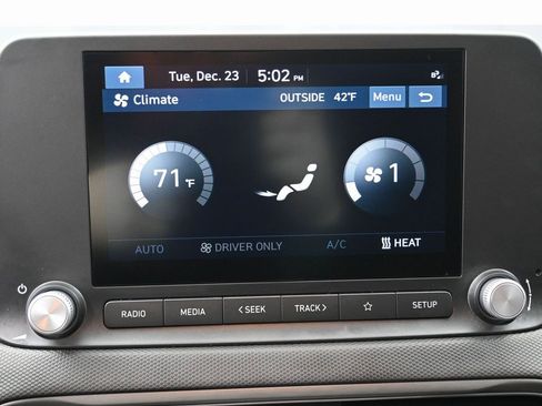 Used 2023 Hyundai Kona SE w/ Cargo Package image 26