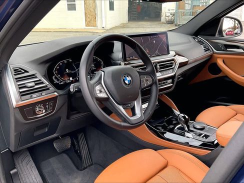 Used 2025 BMW X4 xDrive30i image 17