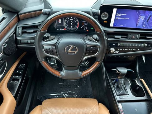 Used 2024 Lexus ES 350 w/ Accessory Package (Z1) FWD image 15
