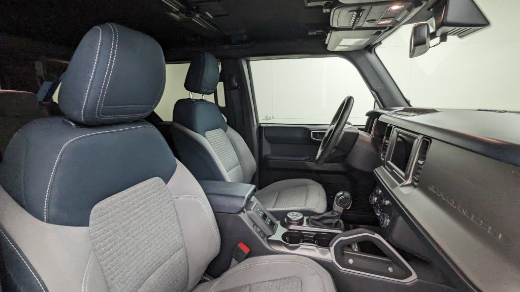 Used 2023 Ford Bronco Outer Banks w/ Sasquatch Package AWD/4WD image 37
