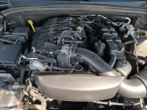Used 2024 Dodge Durango GT AWD/4WD image 33