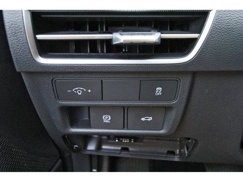 Used 2025 Hyundai Sonata SEL FWD image 19
