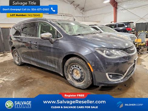 Used 2020 Chrysler Pacifica Limited image 5
