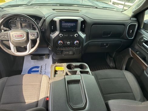 Used 2022 GMC Sierra 3500 SLE w/ SLE Convenience Package image 14
