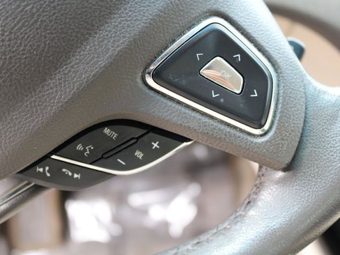 Used 2016 Lincoln MKZ FWD image 21