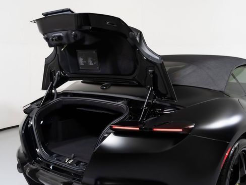 Used 2025 Ferrari Roma Spider image 16