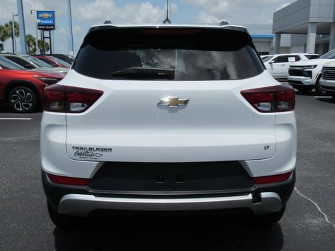 Certified 2023 Chevrolet TrailBlazer LT FWD image 6