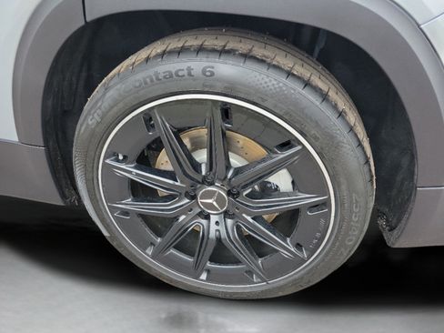 Certified 2026 Mercedes-Benz GLB 35 AMG 4MATIC image 36