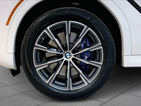 Used 2024 BMW X6 xDrive40i w/ Executive Package AWD/4WD image 10