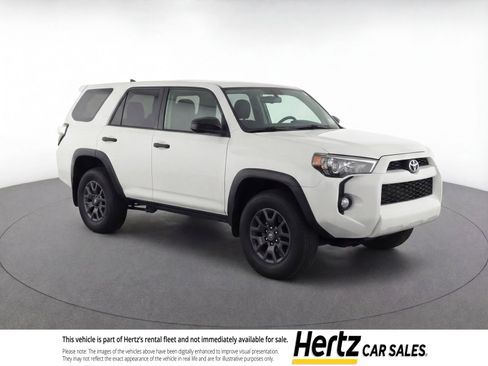 Used 2025 Toyota 4Runner SR5 image 1