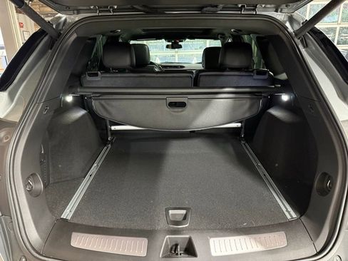 Used 2023 Cadillac XT5 Premium Luxury image 17