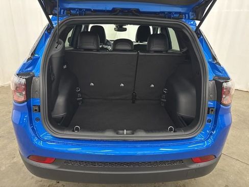 New 2026 Jeep Compass Latitude image 24