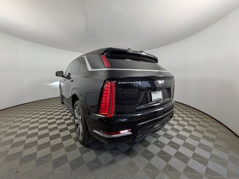 New 2025 Cadillac Escalade IQ Luxury 2 image 14