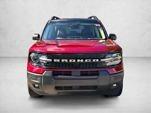 Used 2025 Ford Bronco Sport Outer Banks w/ Outer Banks Tech Package+ AWD/4WD image 3