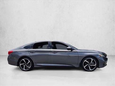 Used 2019 Honda Accord Sport image 4