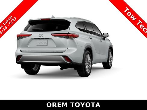 New 2026 Toyota Highlander Platinum AWD/4WD image 9