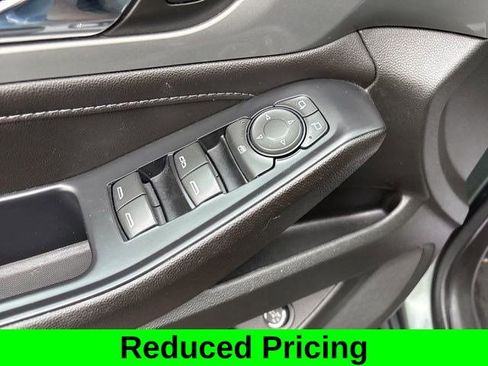 Used 2022 Chevrolet Traverse LT w/ LPO, Floor Liner Package image 14