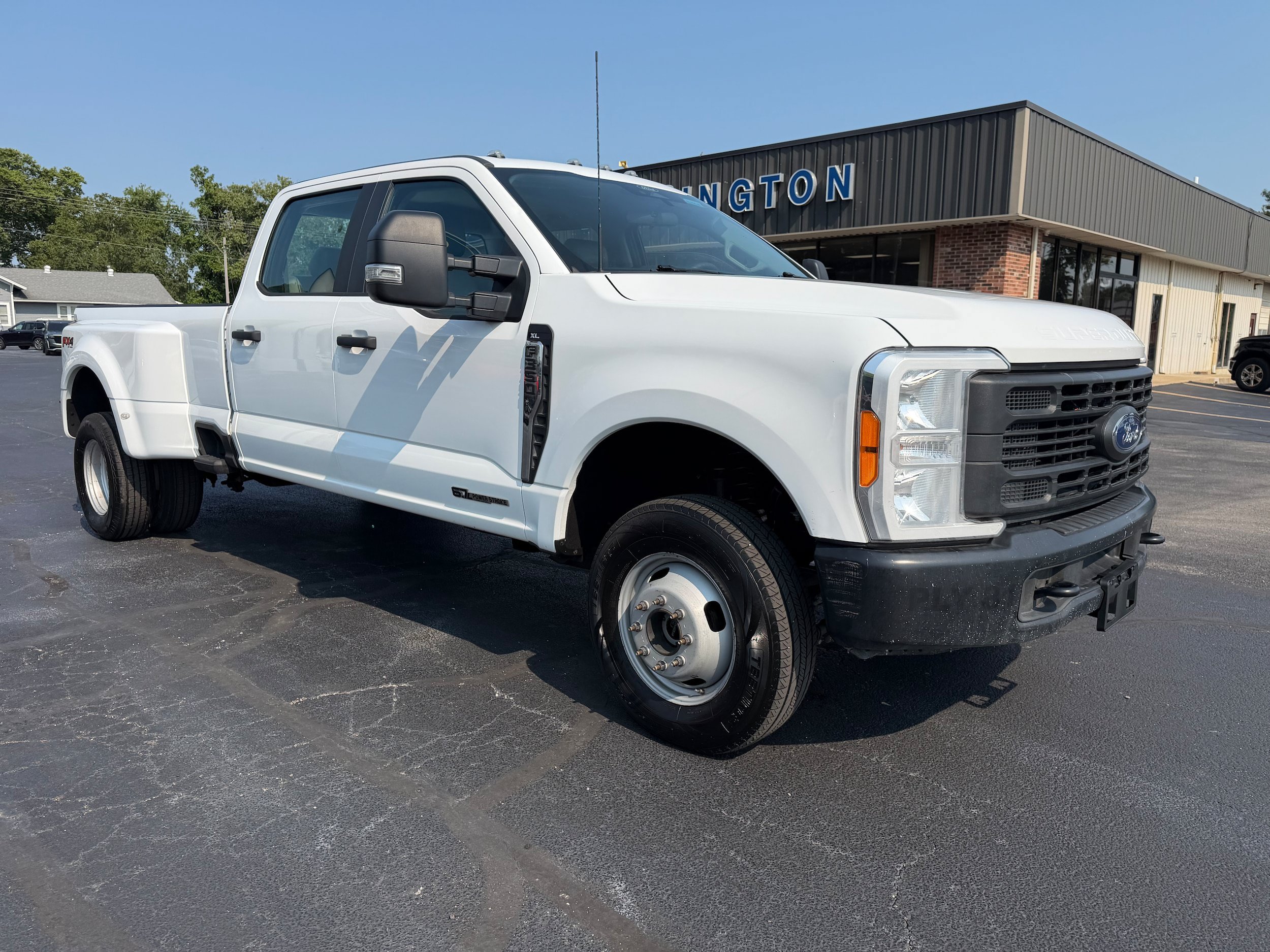 Used 2024 Ford F350 XL AWD/4WD image 17