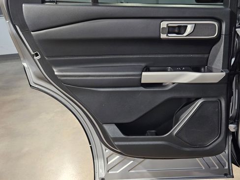 Used 2024 Ford Explorer XLT w/ Equipment Group 202A image 33