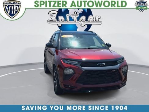 Used 2022 Chevrolet TrailBlazer RS w/ Sun and Liftgate Package AWD/4WD image 3