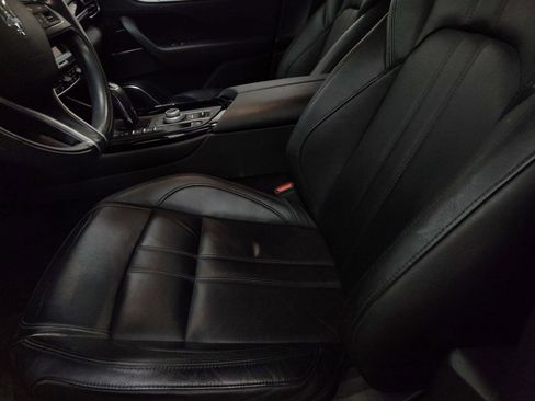 Used 2020 Maserati Levante GranSport image 18