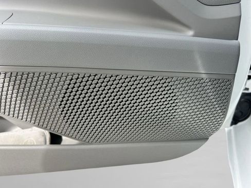 New 2026 Hyundai Elantra SE image 23