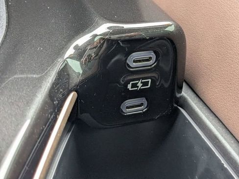 Used 2024 Toyota Crown Limited w/ Advanced Technology Package image 25