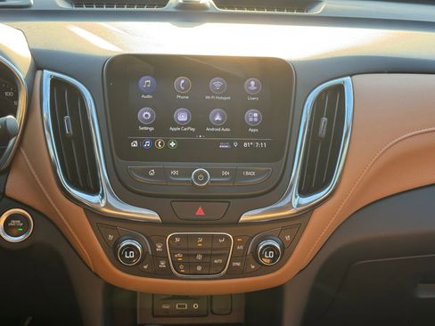 Used 2021 Chevrolet Equinox Premier image 20