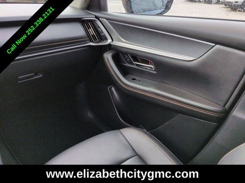 Used 2024 MAZDA CX-90 Plug-In Hybrid w/ Preferred AWD/4WD image 19