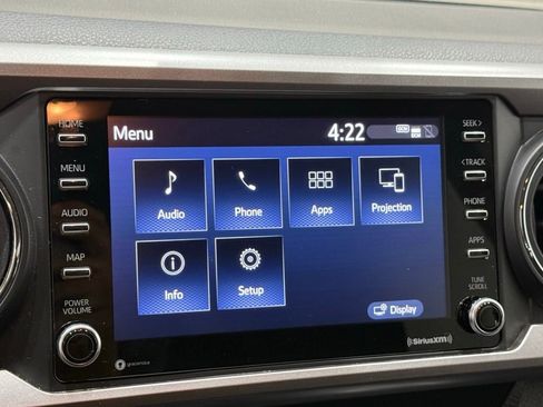 Used 2020 Toyota Tacoma SR5 image 31